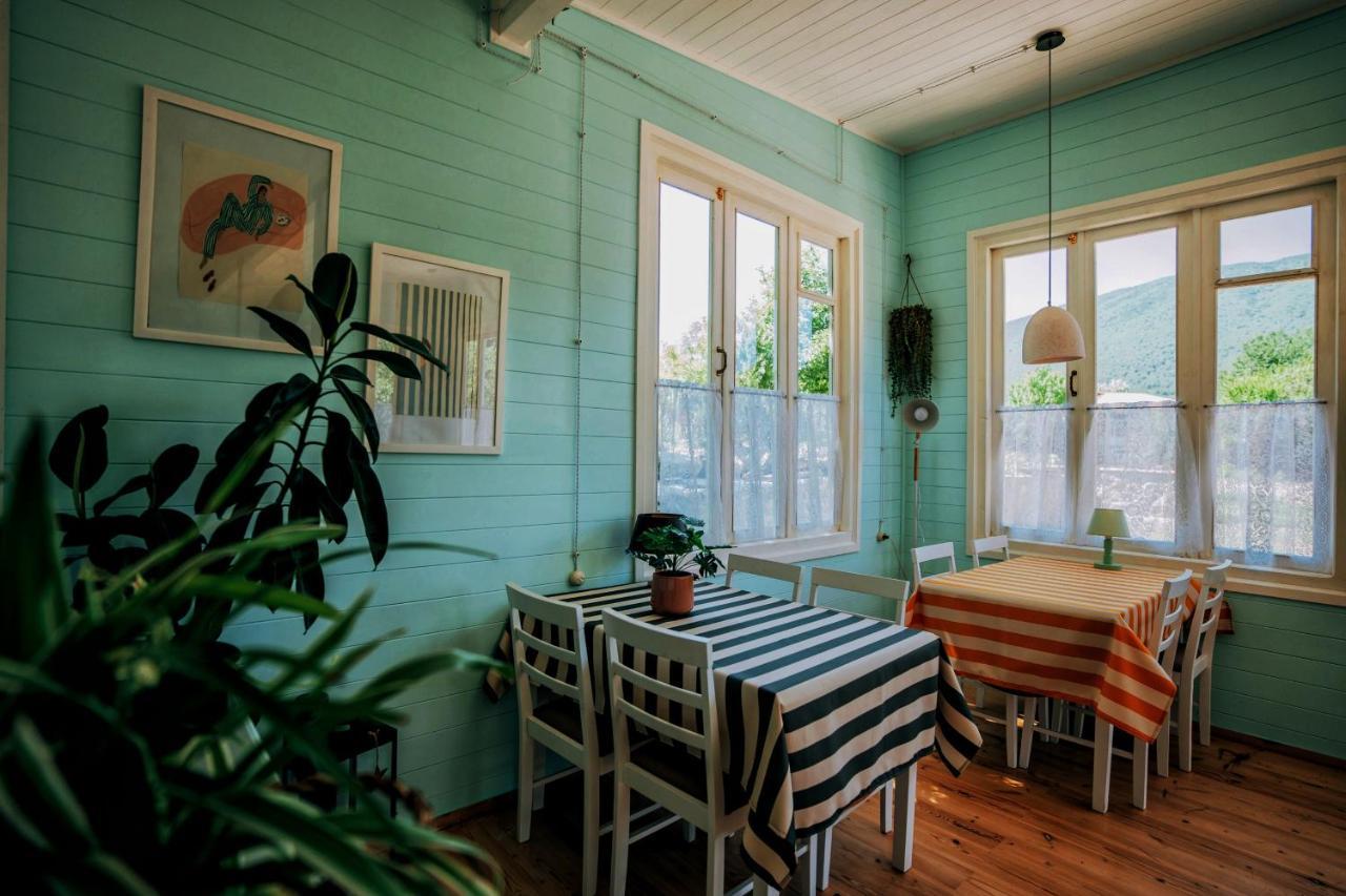 Hotel Brotseulebi Ambrolauri Exteriér fotografie