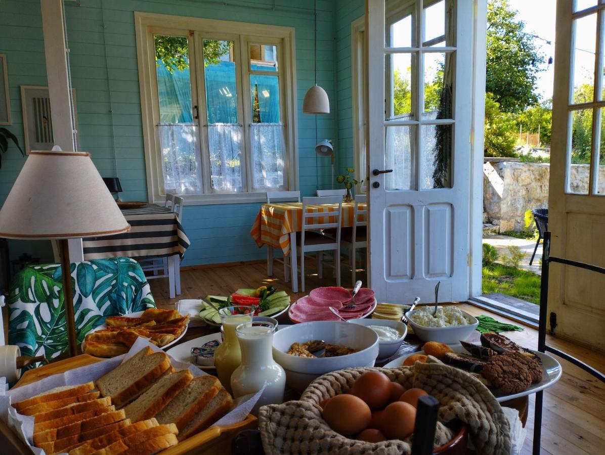 Hotel Brotseulebi Ambrolauri Exteriér fotografie